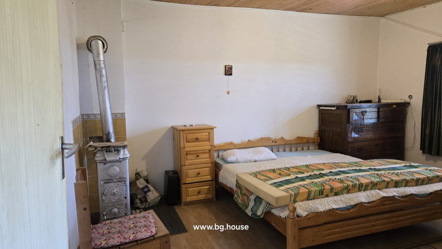 Bulgarian Property for Sale – 2 Houses in Village Berkovski
