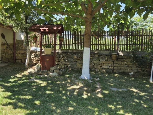 Bulgarian Property for Sale – Village Gorsko Ablanovo, 1300m² Garden