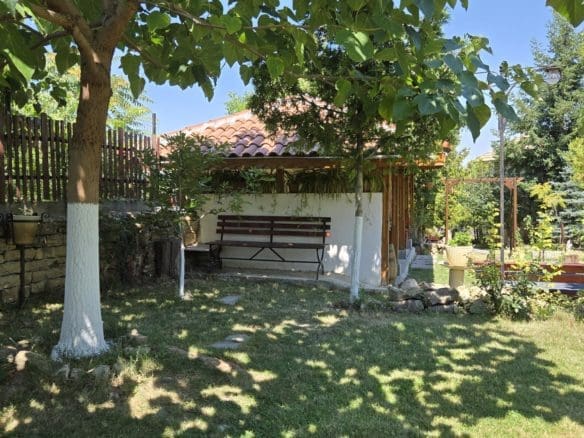 Bulgarian Property for Sale – Village Gorsko Ablanovo, 1300m² Garden