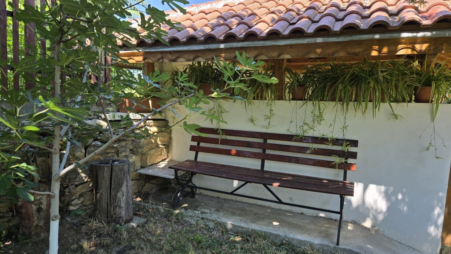 Bulgarian Property for Sale – Village Gorsko Ablanovo, 1300m² Garden