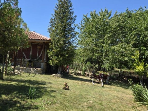 Bulgarian Property for Sale – Village Gorsko Ablanovo, 1300m² Garden