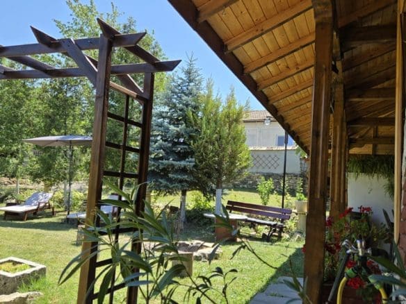 Bulgarian Property for Sale – Village Gorsko Ablanovo, 1300m² Garden