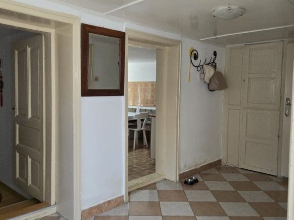 Bulgarian Property for Sale – Village Gorsko Ablanovo, 1300m² Garden