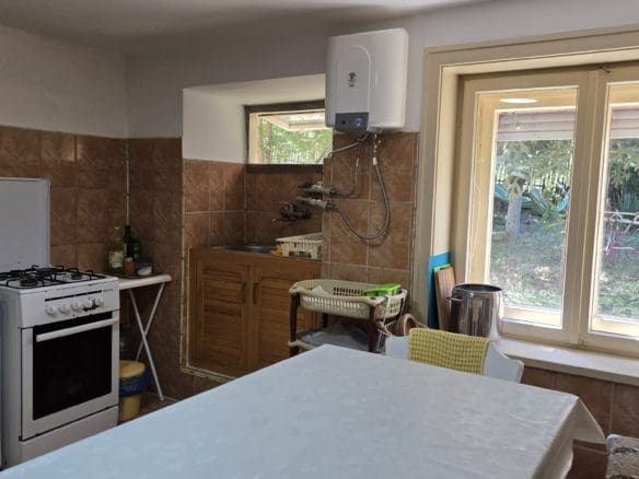 Bulgarian Property for Sale – Village Gorsko Ablanovo, 1300m² Garden