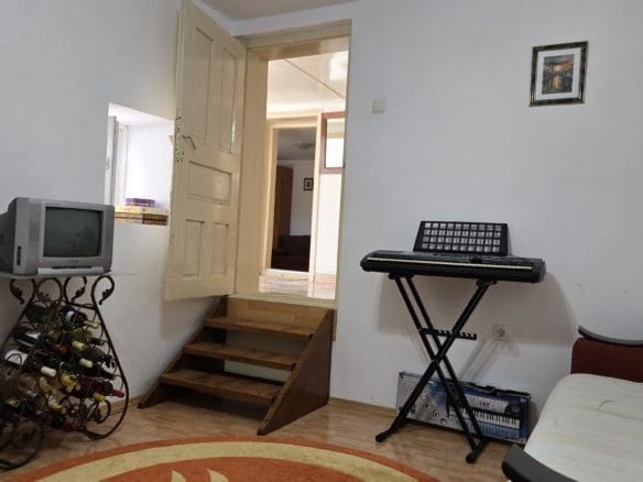 Bulgarian Property for Sale – Village Gorsko Ablanovo, 1300m² Garden
