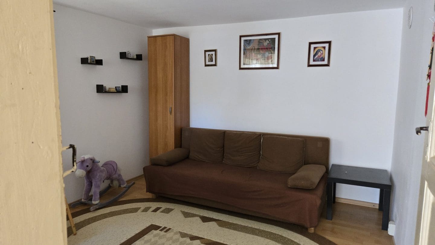 Bulgarian Property for Sale – Village Gorsko Ablanovo, 1300m² Garden