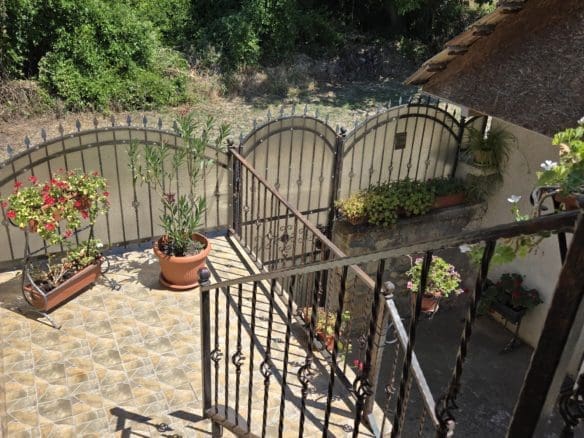 Bulgarian Property for Sale – Village Gorsko Ablanovo, 1300m² Garden