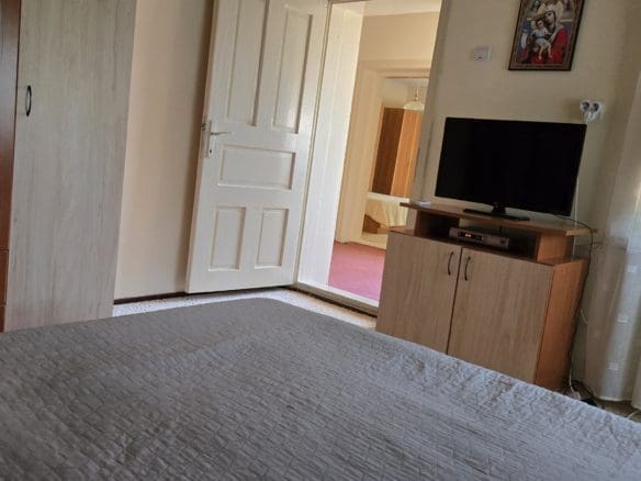 Bulgarian Property for Sale – Village Gorsko Ablanovo, 1300m² Garden
