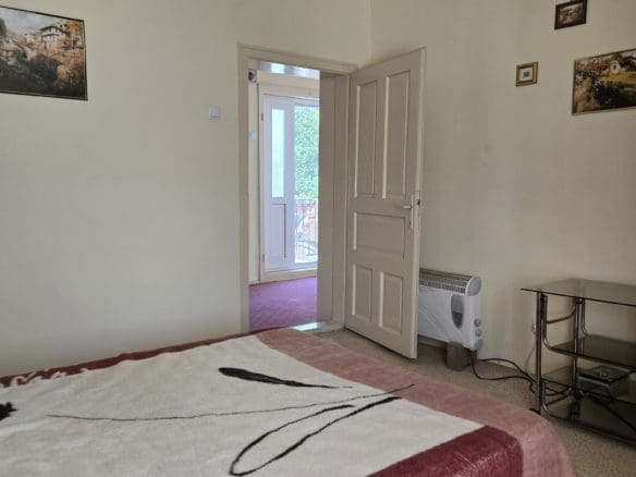 Bulgarian Property for Sale – Village Gorsko Ablanovo, 1300m² Garden