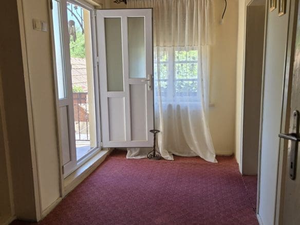 Bulgarian Property for Sale – Village Gorsko Ablanovo, 1300m² Garden