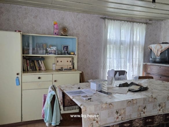 Bulgarian Property for Sale – Village Voditsa, 2500m², Annex, Outbuildings