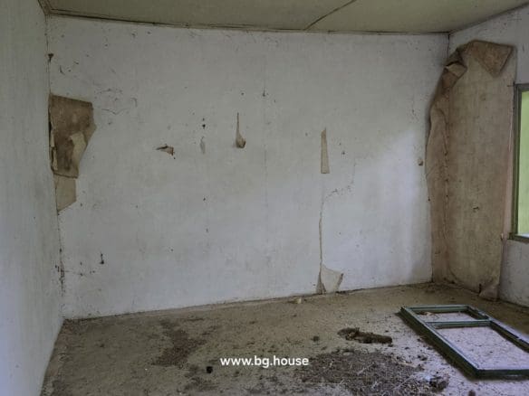 Bulgarian Property for Sale – Village Lomtsi with 3135m² Land