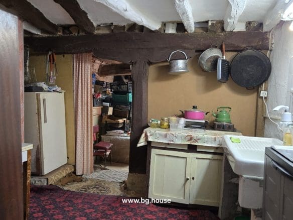 Bulgarian House for Sale in Village Gorsko Ablanovo – 2200m² Garden